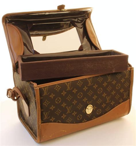 louis vuitton train case vintage